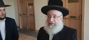 שנה אחרי: הרבנים המחמירים חוזרים למסור שיעורים