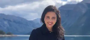 ''אישה יכולה לעשות הכל, גם לעמוד בראש מדינה''