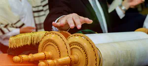 שוד ספרי התורה - תיעוד