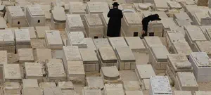 דרשו תשלום בהר הזיתים ועוכבו לחקירה