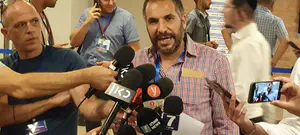 מי מנסה להתערב לטובת רון קובי?