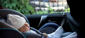 מחודש אוגוסט: חובת התקנת מערכת התראה למניעת שכחת ילדים