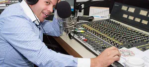 מנחם טוקר: ביהדות התורה חסר אחד כמוני