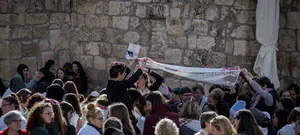 הרב עמאר בקריאה לבנות ישראל