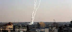 מבצע שומר החומות | "חמאס מחזיק את הדגל הפלסטיני מעזה לירושלים"