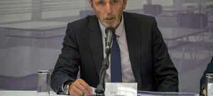 עשרות מורים מתנגדים למחאה נגד הרב פרץ