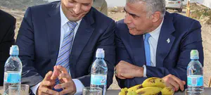 הסכמה ראשונה בין בנט-לפיד-ליברמן