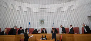 בג"ץ הקפיא יישום חוק המתחסנים