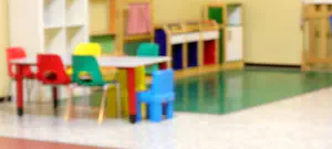 עובדת בגן נעצרה בחשד לאלימות כלפי פעוטות