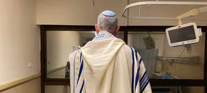 חנוך דאום על בני גנץ: נענש מספיק, ראוי לסלוח לו