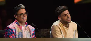 צפו: בן-אל תבורי מתחייב להניח תפילין כל יום