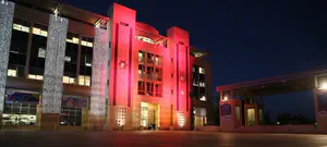 יום המאבק באלימות נגד נשים: בניין עיריית ירושלים הואר באדום