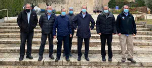 ניר ברקת התפלל במערת המכפלה וביקר בחברון: "עושים עבודת קודש"