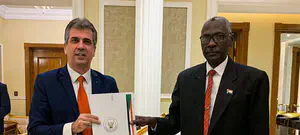 "גדעון סער ימליך את לפיד לראשות הממשלה"