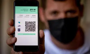 Israelis with active COVID-19 cases can print out Green Pass