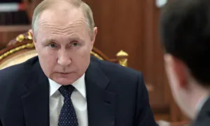 Putin visibly shaken, 'apologizes' to moms of killed soldiers
