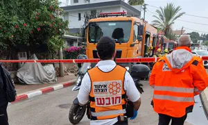 Elderly man dies in Petah Tikva fire