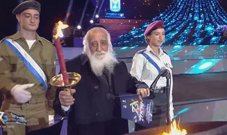 יעיש גיאת השיא משואה: ''אין דתיים, אין חילונים, כולם צדיקים''