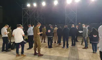 לאחר הטקס: שיר המעלות במנגינת "התקווה"