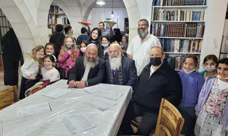 הילדות שסיימו את מסכת שקלים בדף היומי