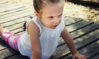 לא להעביר הלאה. אנחנו לא רוצים שילדים סתם יגיעו למדורה שלנו