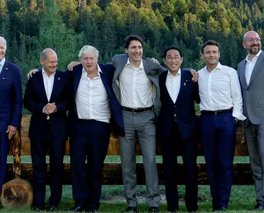מנהיגי העולם ב"תמונה משפחתית"