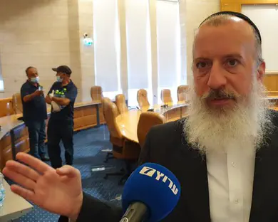 סגן ראש העיר מעודד להפגין