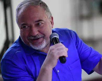 בלי טריקים ובלי שטיקים