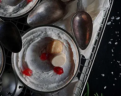 מוס מקדמיה ושוקולד לבן