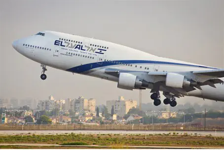El Al flight (illustration)