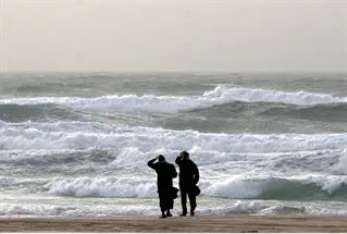 על העור והאור בקיץ    -ערוץ 7 