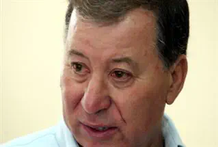 רון נחמן. אריאל