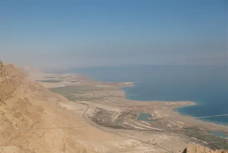 Мертвое море. Иллюстрация