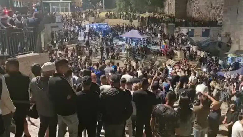 riot at Damascus Gate