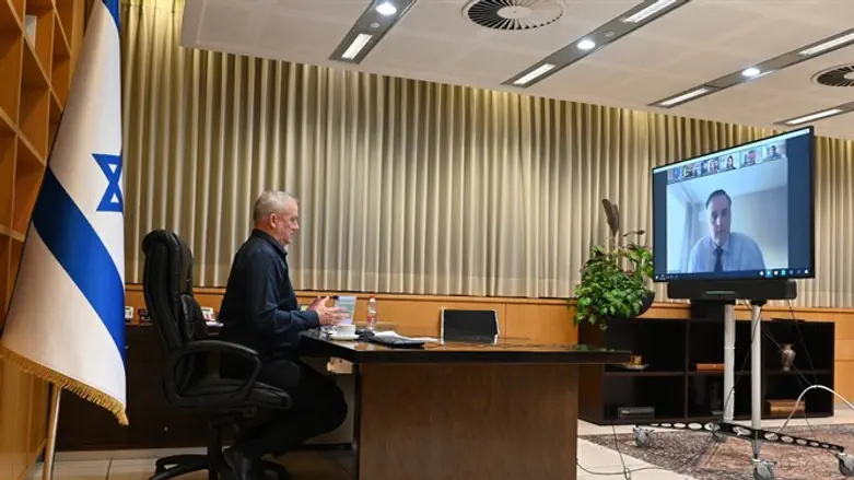 Justice Minister Benny Gantz speaks with Facebook and Tik-Tok Executives