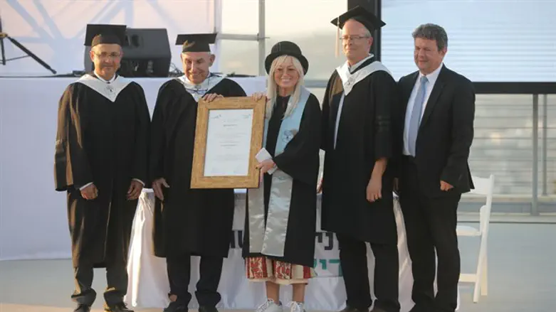 Miriam Adelson receives honorary degree