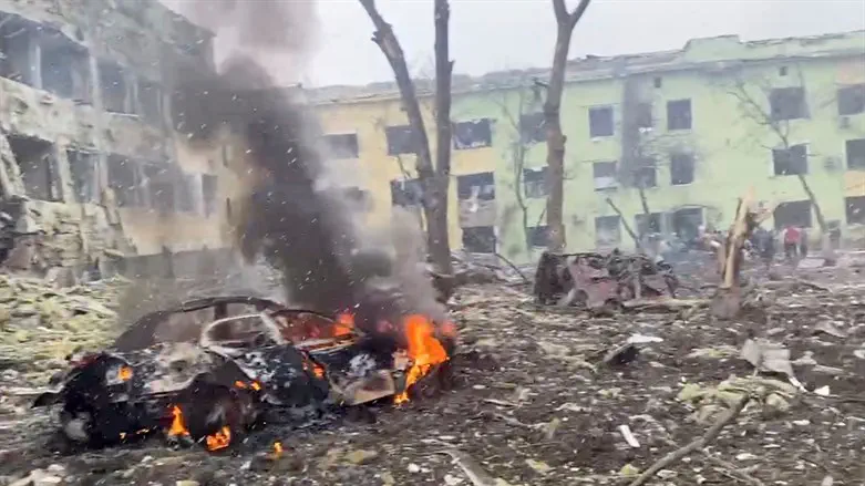 Bombed out hospital struck by Russian military in Mariupol, Ukraine