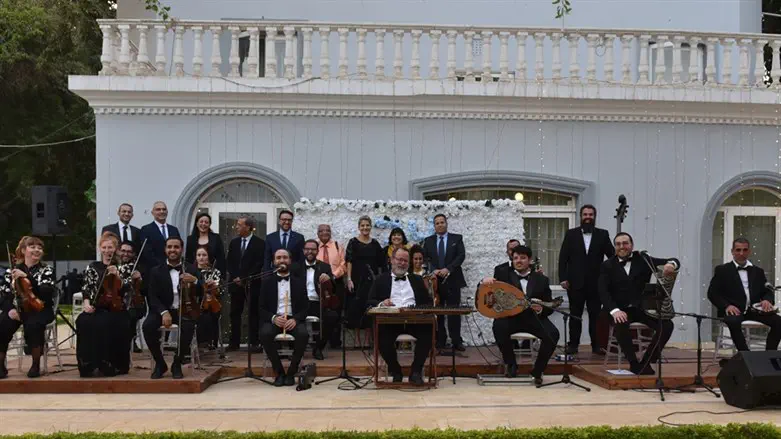 The Firkat Alnoor orchestra in Cairo