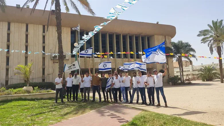 Students at the yeshiva