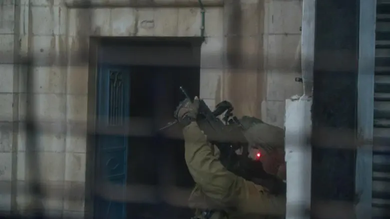 IDF soldiers operate in Jenin