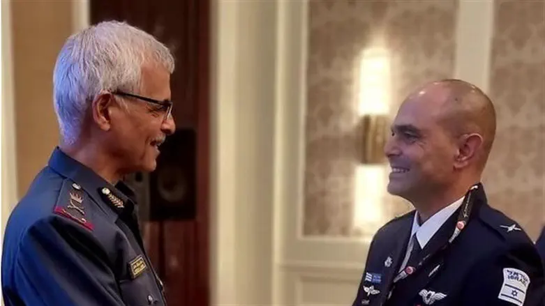 IAF official meets Bahrain counterpart