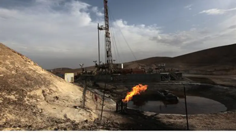 Drilling for oil in southern Israel