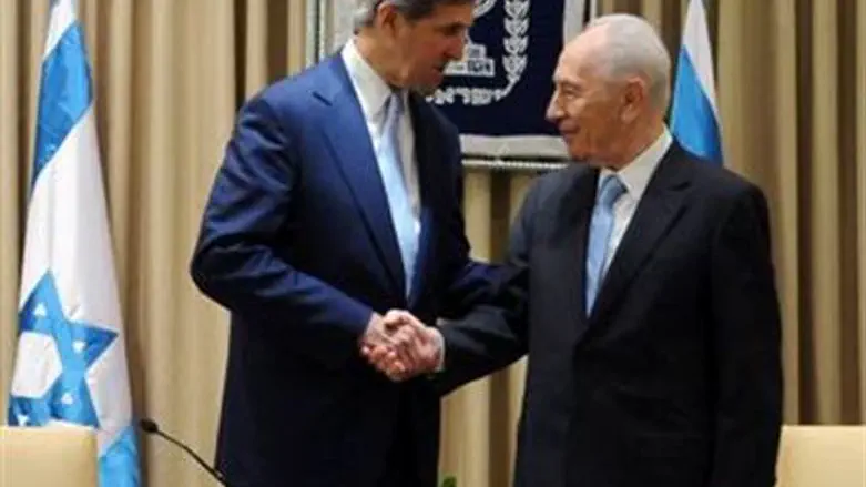 Kerry and President Peres