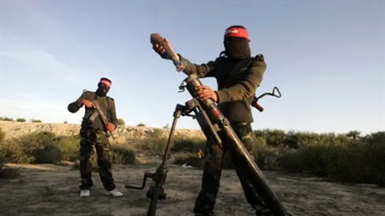 Gaza terrorists firing mortar attack