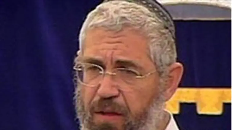 Rabbi Moti Elon