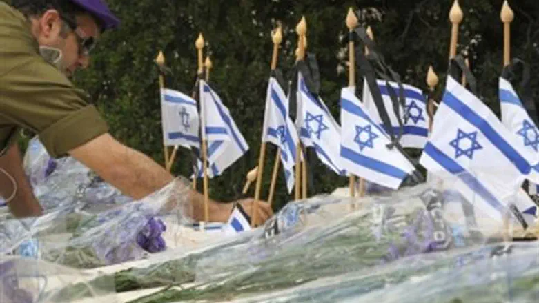 Memorial day ceremony at Har Herzl, 8.5.2011