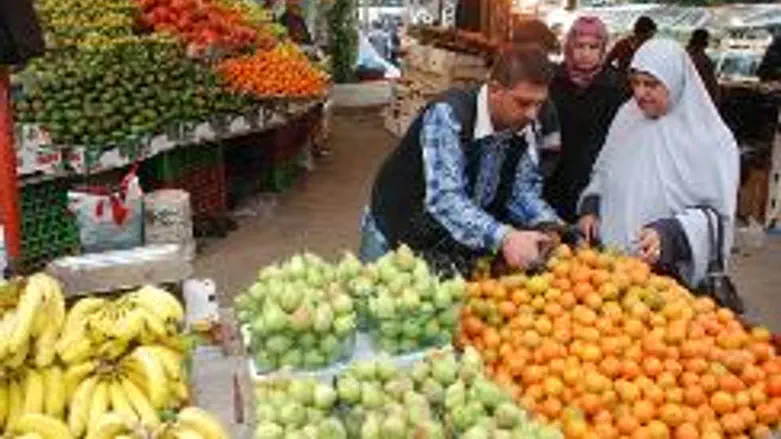 Markets are filled in Gaza, say Arab media
