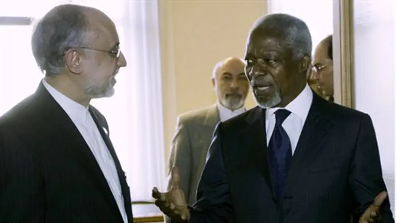 Kofi Annan, Right