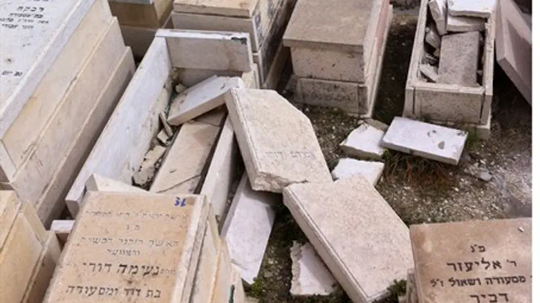 Desecration of graves at Mount of Olives
