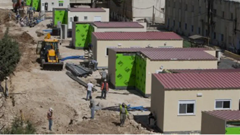 Caravan homes for Givat HaUlpana evictees.